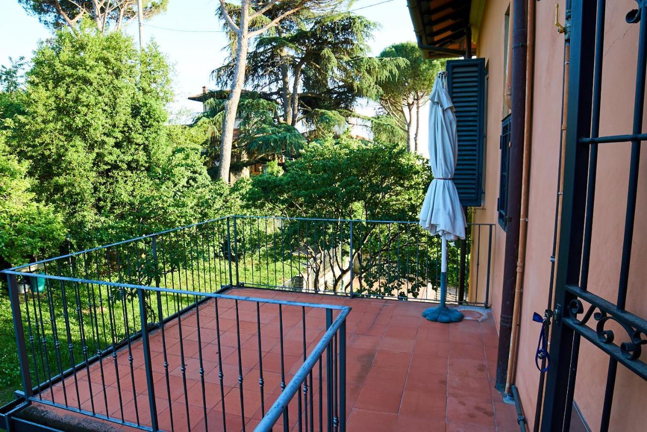 Chic Apt In Villa - Dolcevita Holiday Флоренція Екстер'єр фото